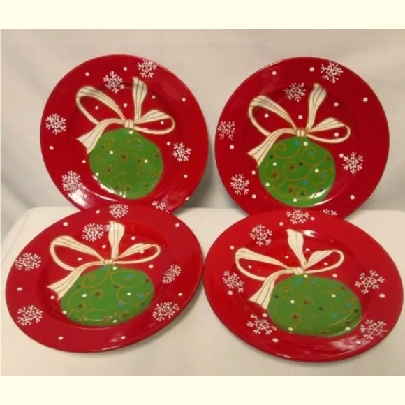 Pier 1 Red Christmas Plates Green ornament design with ribbons and snowflakes - Picture 1 of 3